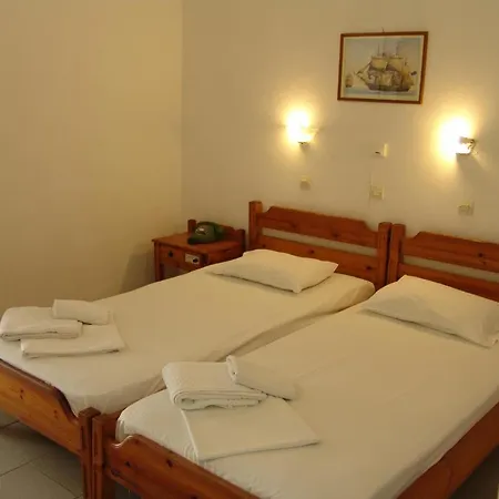 Camelia Hotel *